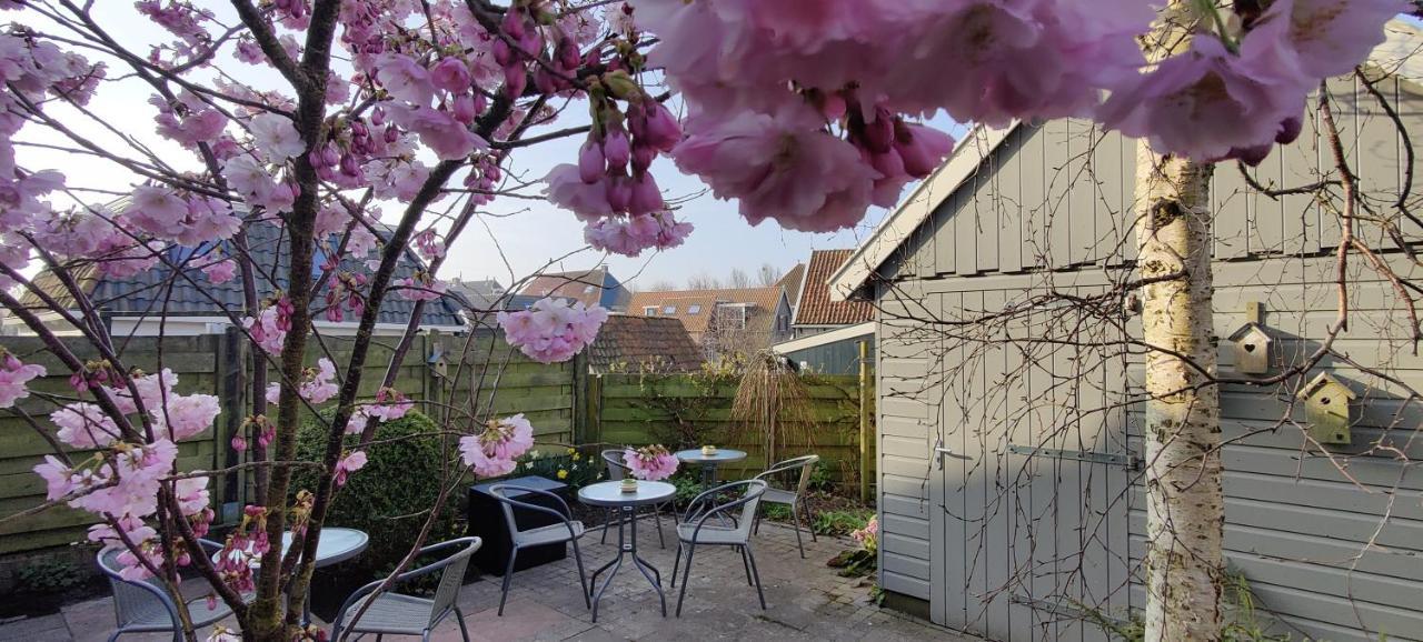 Uit Alle Windstreken Hindeloopen Eksteriør bilde